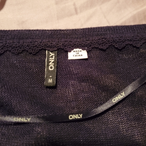 Only brand black light weight sweater - Picture 4 of 4